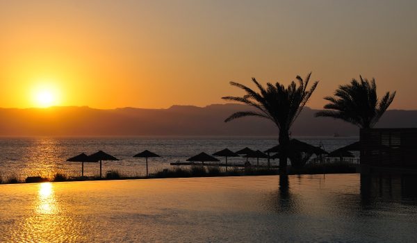 Sunset_from_Radisson_Blu_in_Tala_Bay,_Aqaba_(6156241010) WEB